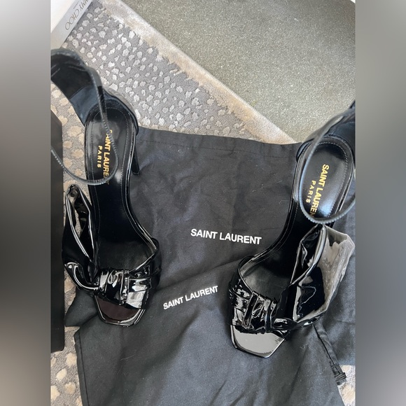 Authentic RARE YSL HEEL with bow detail - Picture 6 of 9